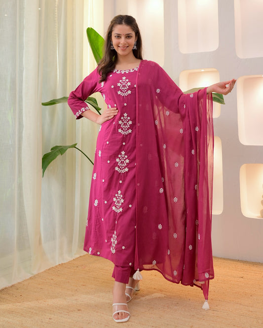 Pink Ethnic Wear – Graceful & Trendy