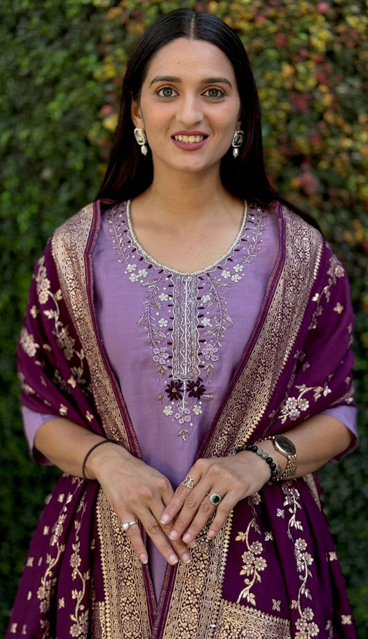 Purple Kurta Set with Dupatta – Stylish Women’s Ethnic Wear for Festive & Wedding Looks