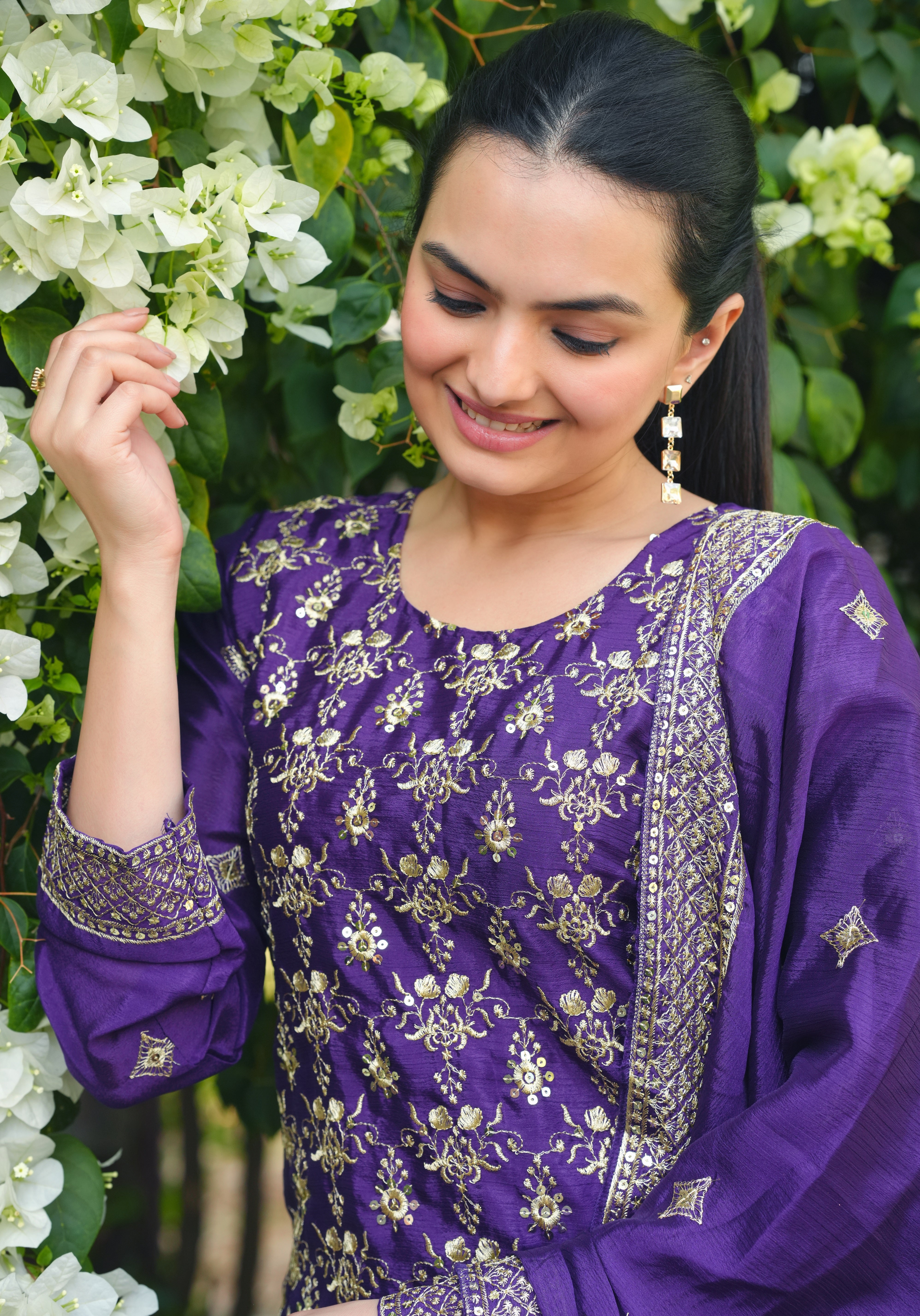 Eye-Catching Kurta Set