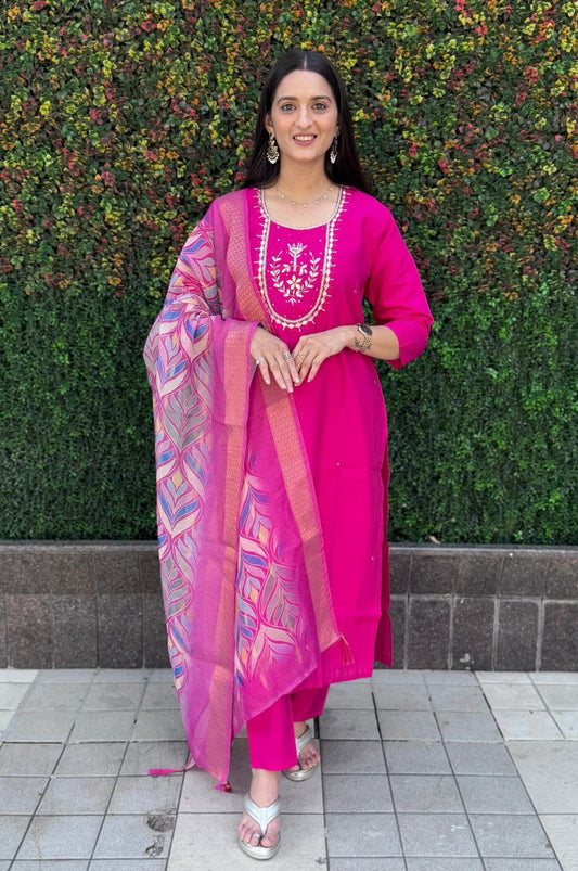 Timeless Elegance Dark Pink Kurta Set