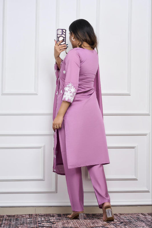 Classical Pink Kurta Set For Laddies