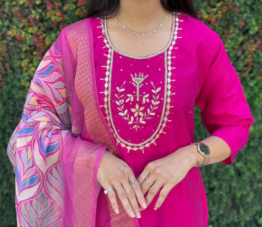Timeless Elegance Dark Pink Kurta Set