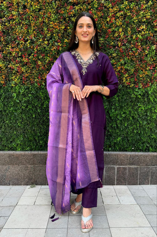 Women Wear Purple Kurta Set
