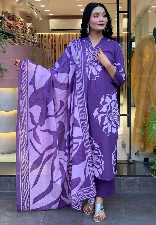 Elegant Purple Floral Traditional Outfit with Matching Dupatta