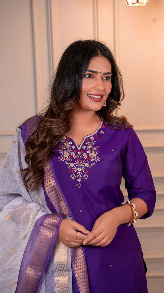 Graceful Purple Kurta Set for Women