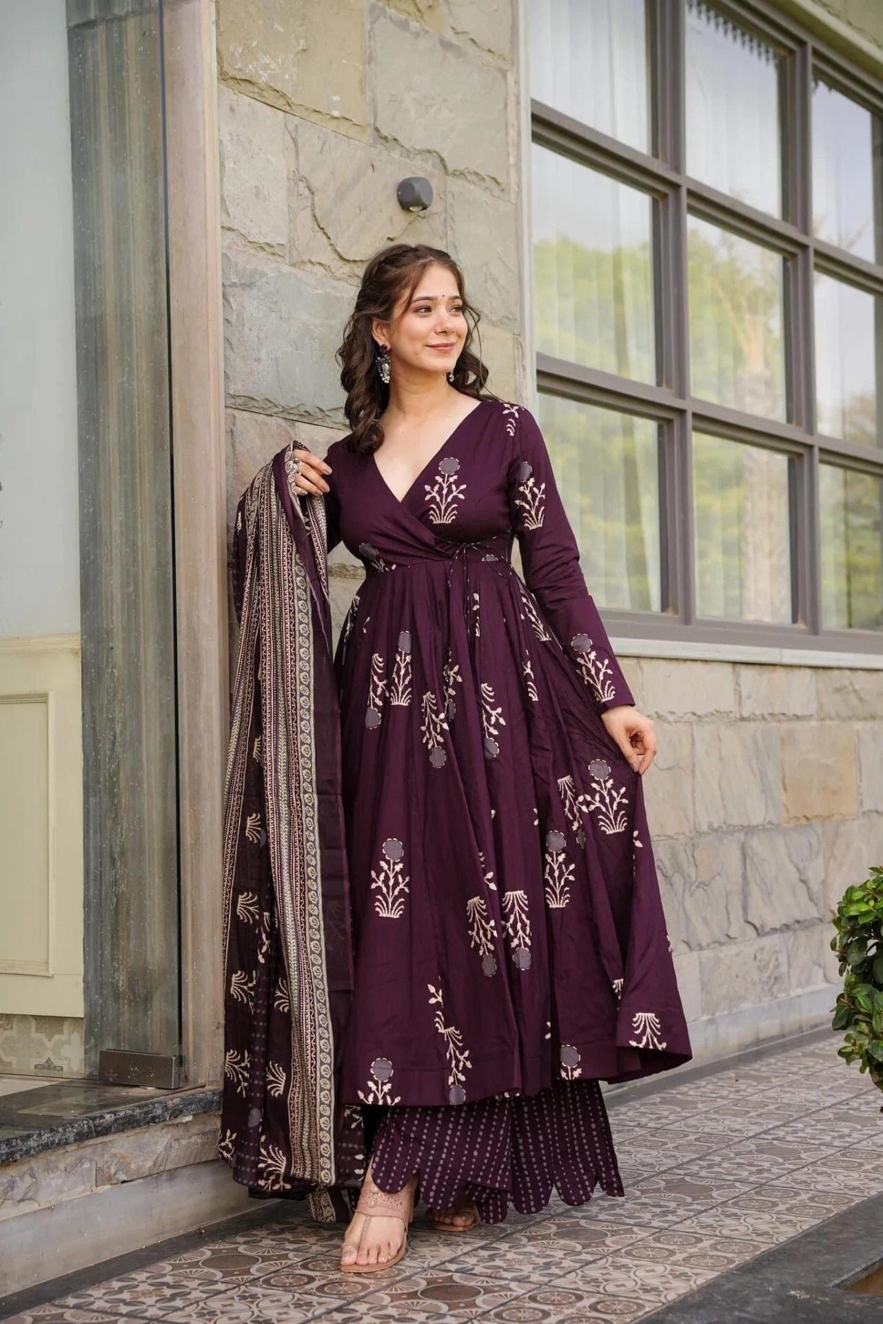 Ethenic Purple Kurta Set For Women