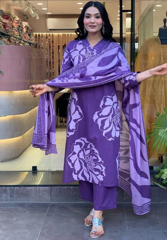 Elegant Purple Floral Traditional Outfit with Matching Dupatta