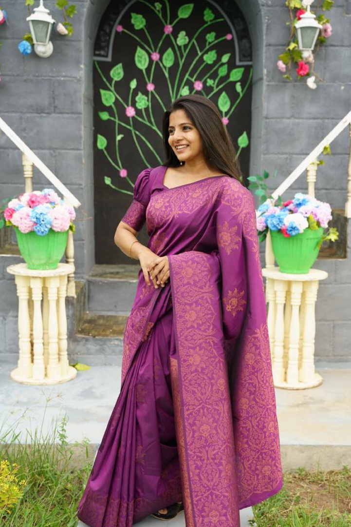 Purple Silk Saree with Gold Zari Weaving
