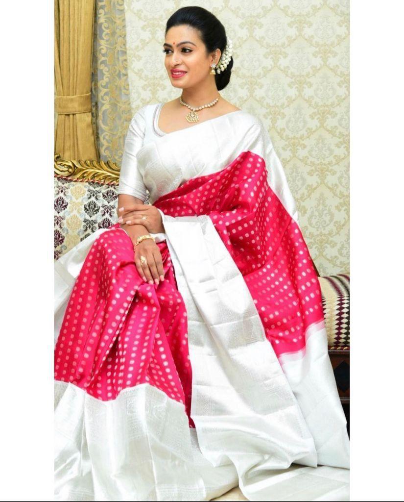 White Silk Saree with Pink Contrast Pallu