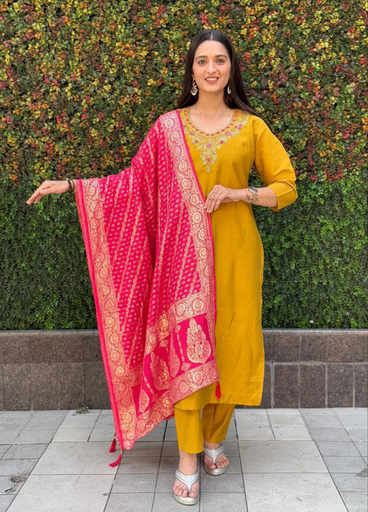 Trendy Yellow Kurta Set with Pink Dupatta – Comfortable & Chic Ethnic Look