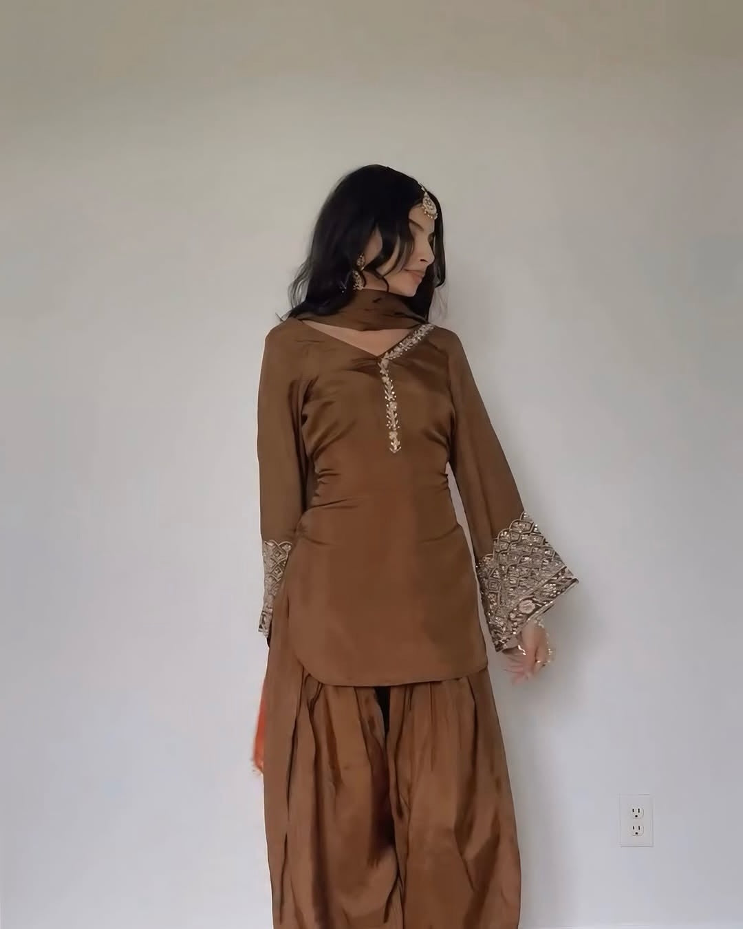 Silk Embroidered Salwar Suit Set with Dual-Tone Organza Dupatta