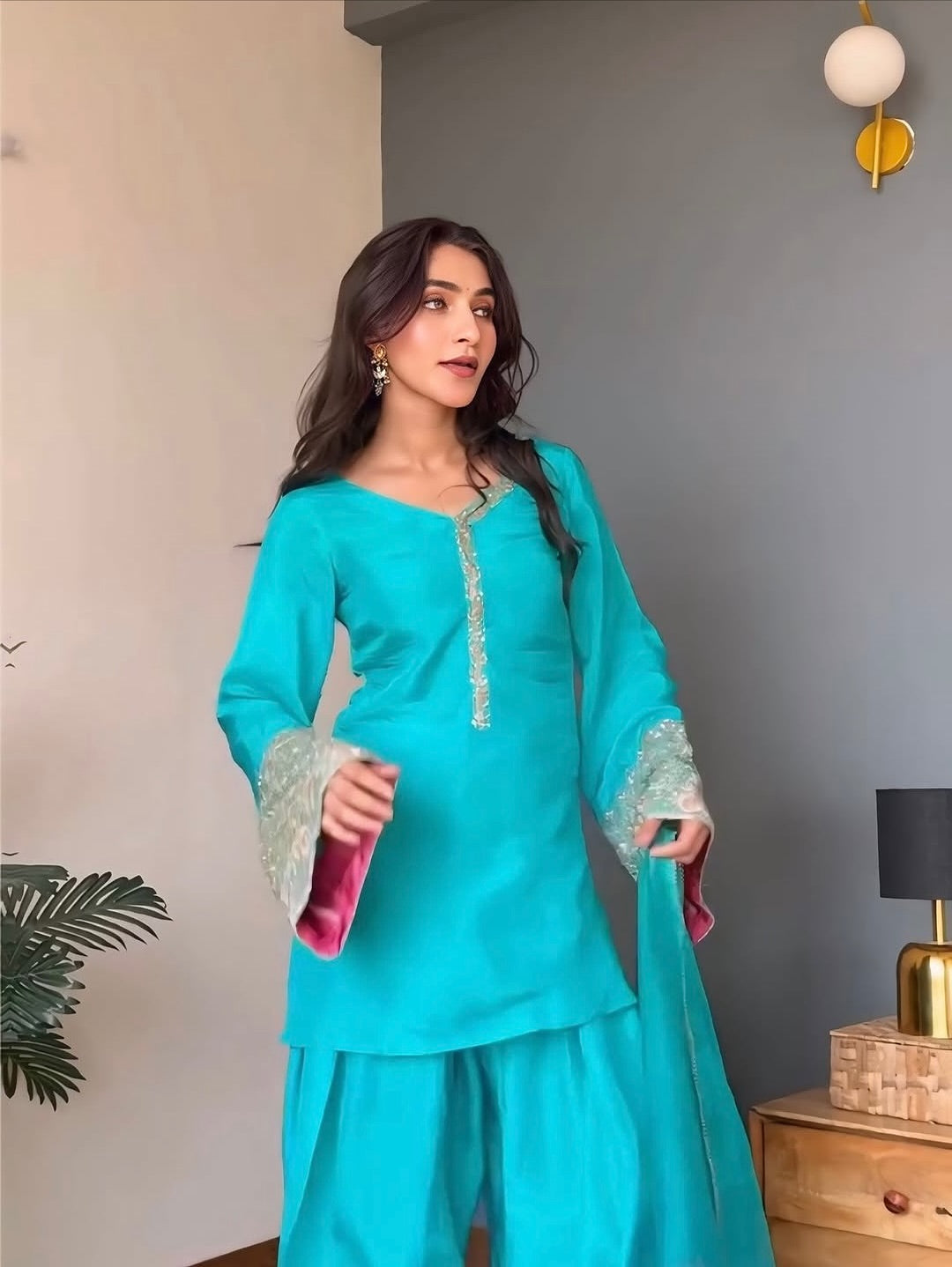 Silk Embroidered Salwar Suit Set with Dual-Tone Organza Dupatta
