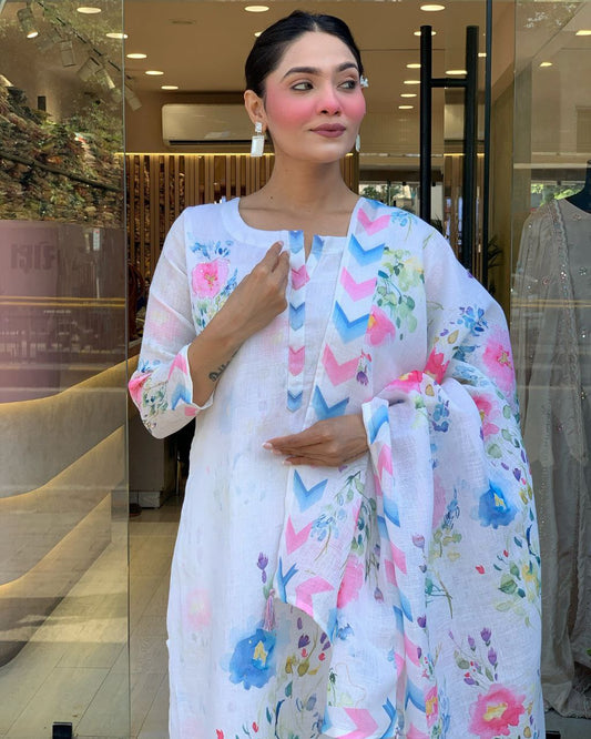 White Garden Grace Kurta Set
