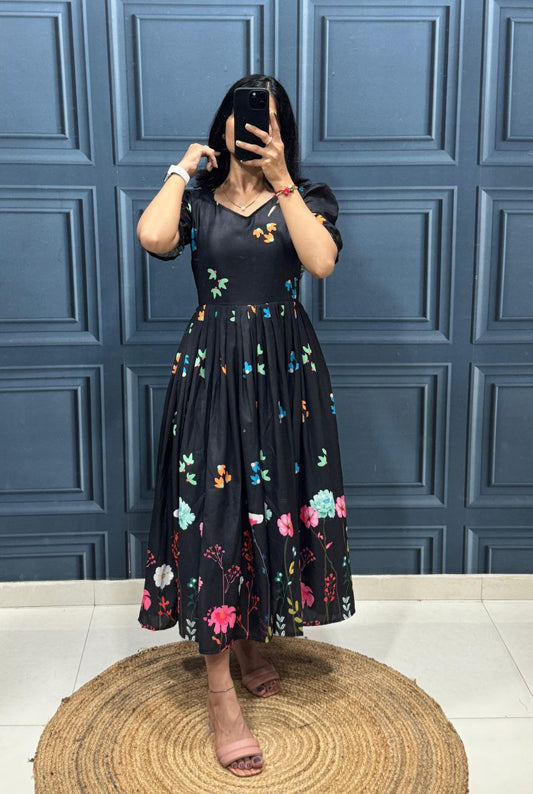 Black Puff Sleeve Dress with Colorful Floral Print – Stylish Midi Outfit