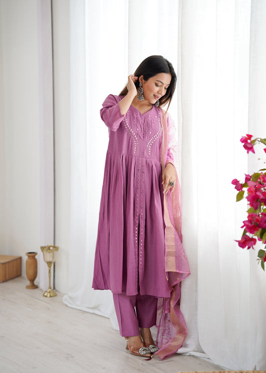 Beatifull Purple Kurta Set For Festival Wear